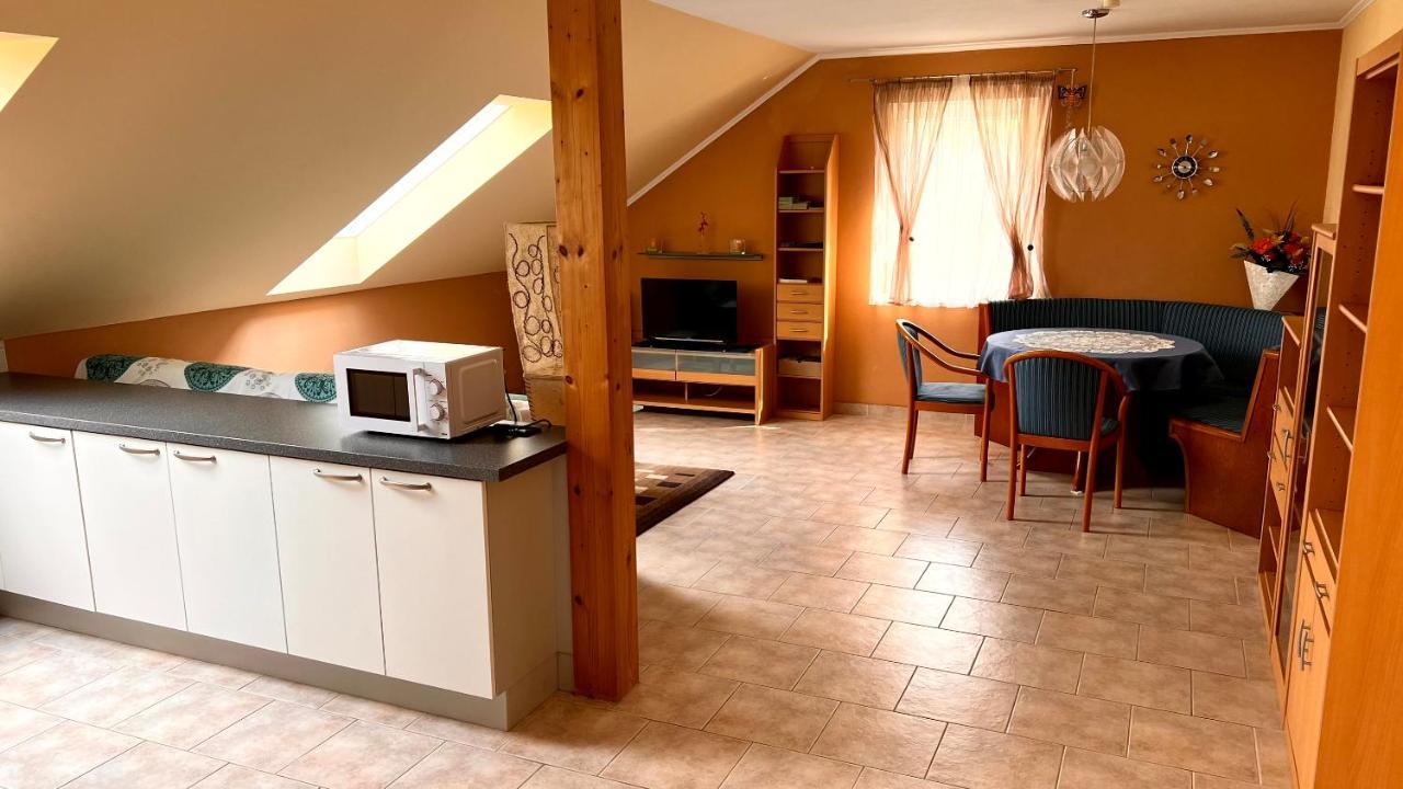 Ferienwohnung Brenner Брук-ан-дер-Мур Экстерьер фото